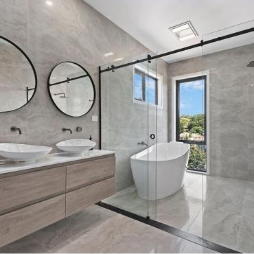 Style : Sliding Shower Systems 10mm Toughened Clear Glass