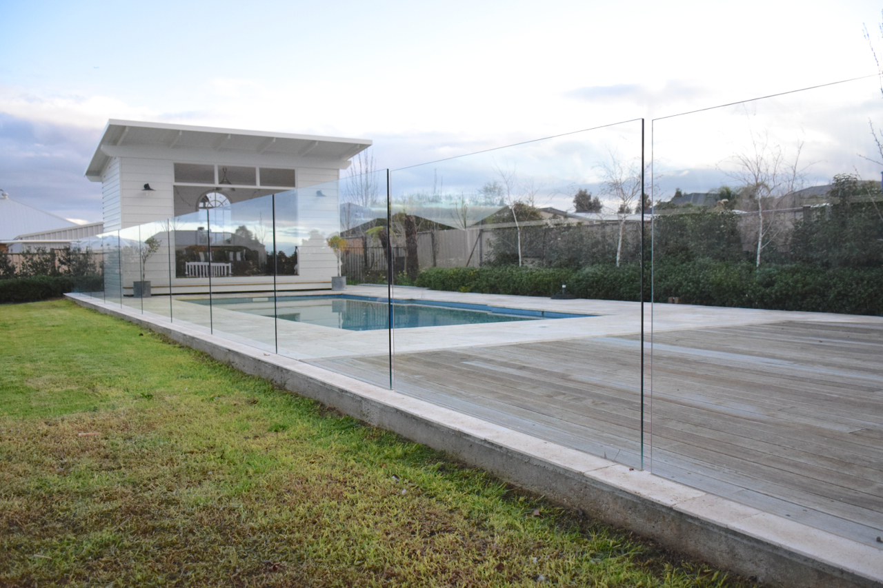 Inground pool fencing 1380 type glass