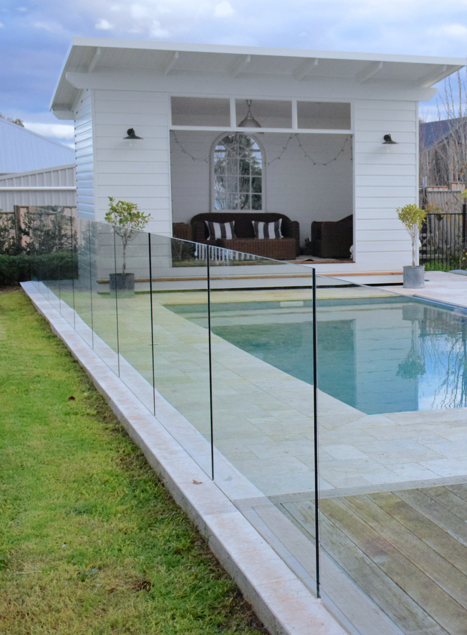 Inground pool fencing 1380 type glass