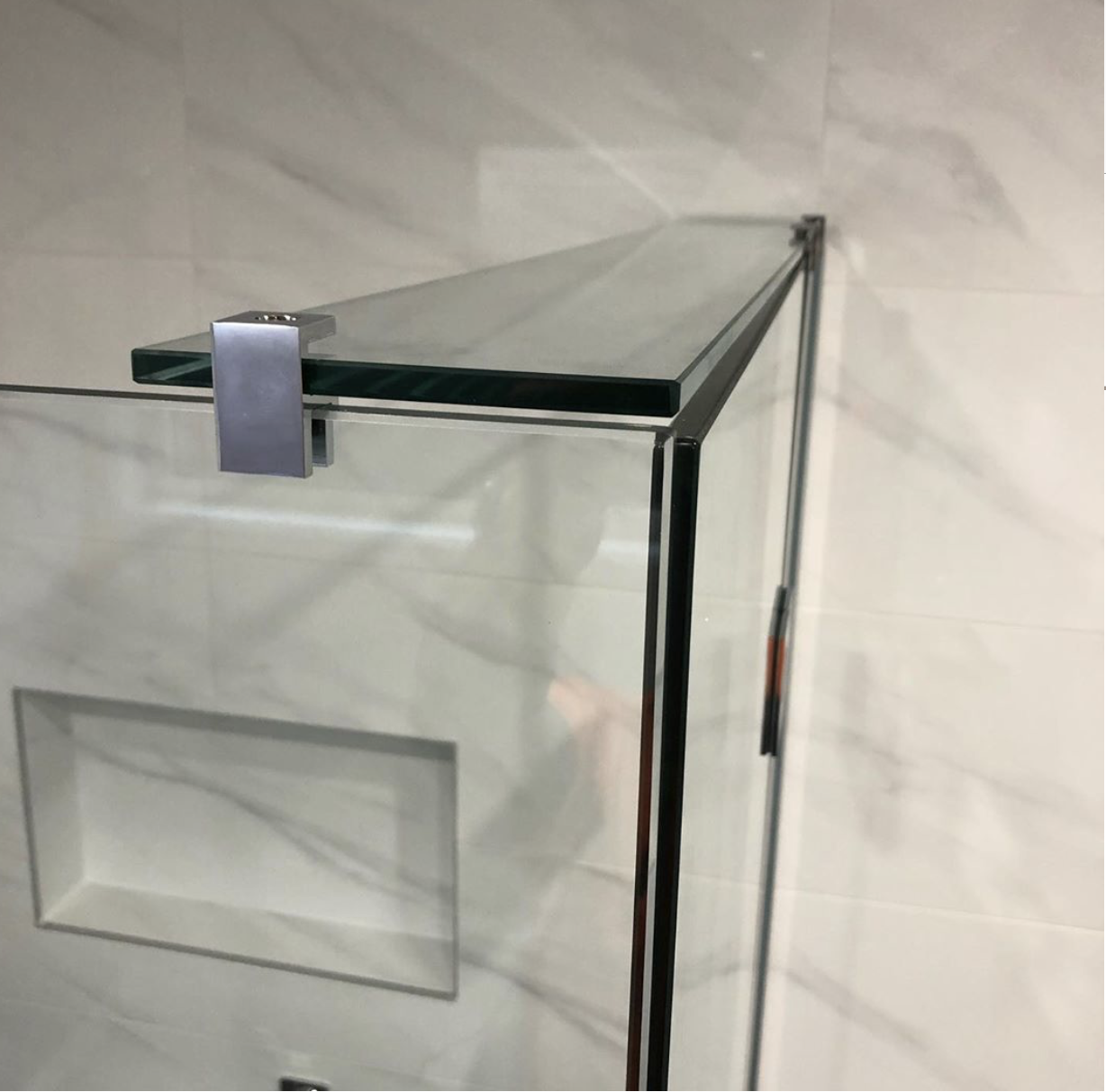 Shower Glass Brace/Header
