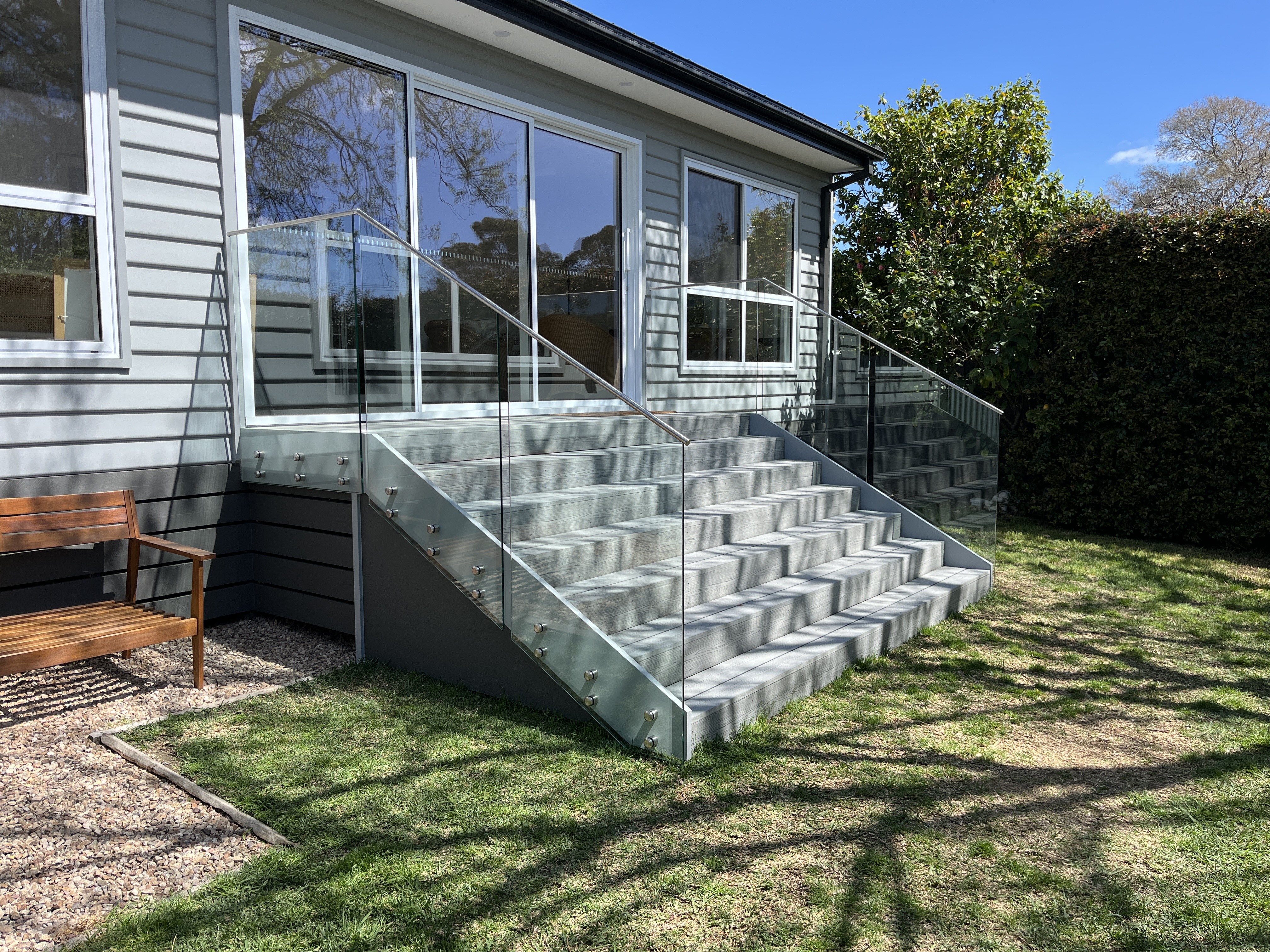 Custom Balustrade Fence with Round 25mm Rail Installed by CMI Build